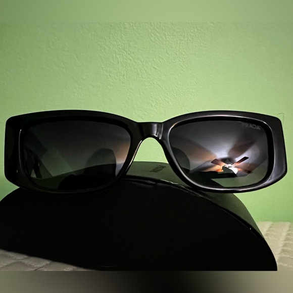 Brand new with Box PRD Inspired Sunglass - Picture 2 of 3